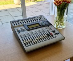 Yamaha O1V Digital Mischpult - Ideal für Musikproduktion
