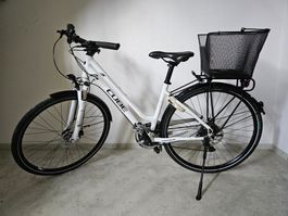 Cube Damen Fahrrad frisch revidiert