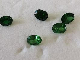 Chromdiopsid facettiert aus Sibirien  (5 Stk.)