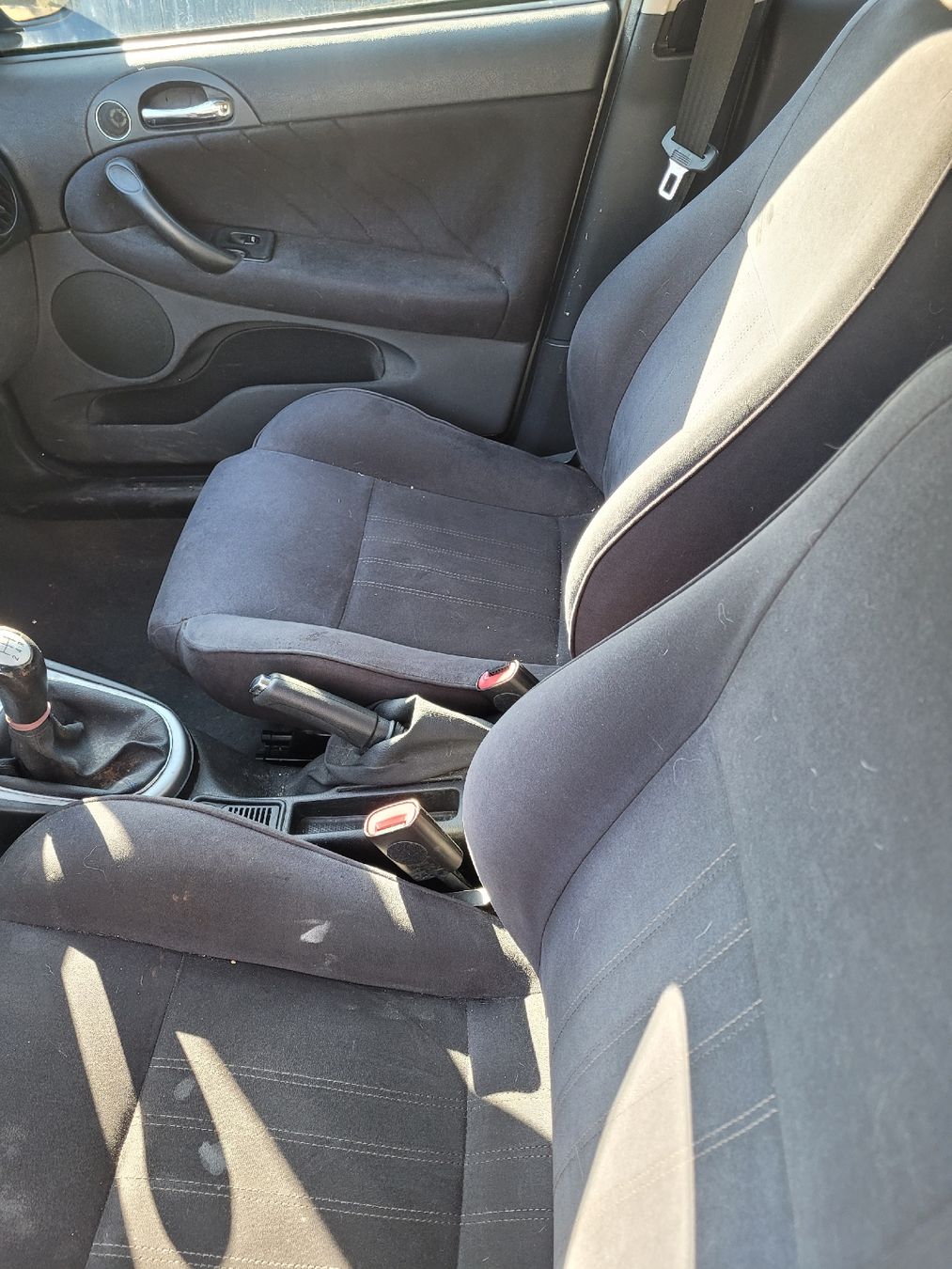 Alfa Romeo Automobili: Alfa 147 1.6 16 V – Usato da Thunstetten venduto da Emily2016 5