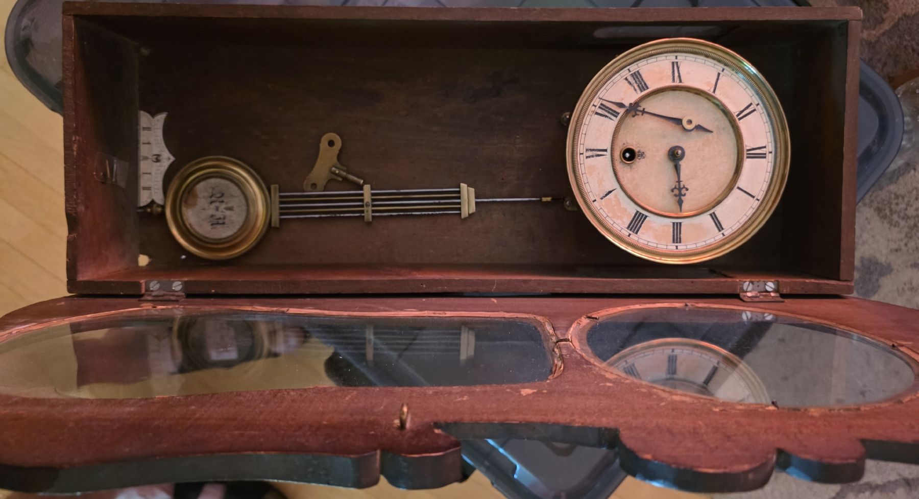 Montres: Alte Uhr  – Défectueux à Bäriswil BE par Simon_Kreativwelt 1