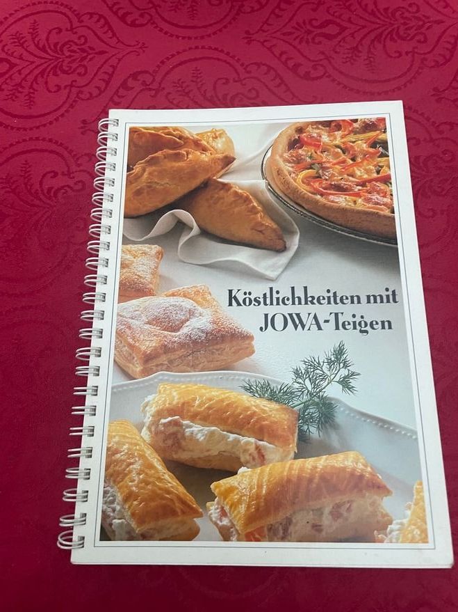Libri: Köstlichkeiten mit Jowa Teigen – Usato da Bergdietikon venduto da Book-4-you_2nd
