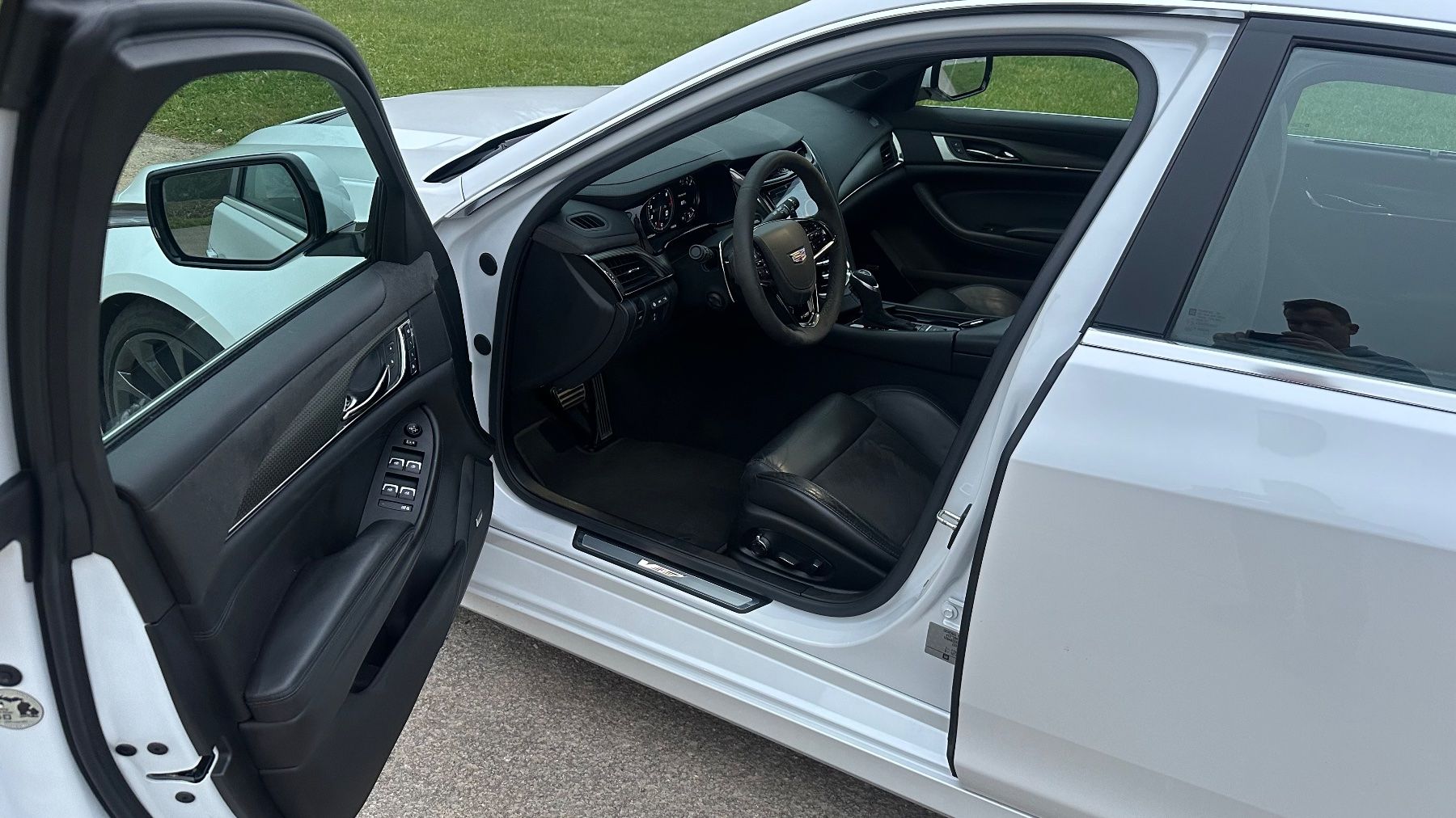 Cadillac Autos: Cadillac CTS-V 6.2 V8 649PS Supercharged – Gebraucht aus Hinwil von dav_swv6 5