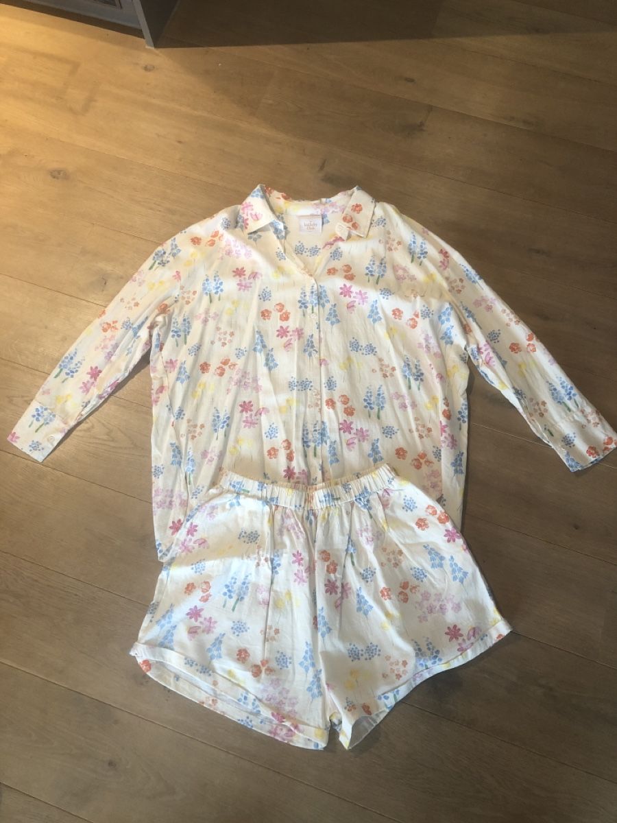 Camicette: Set Bluse/Shorts – Usato da Wettswil venduto da lalinda85