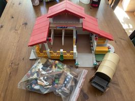 Playmobil Bauernhof mit Zubehör