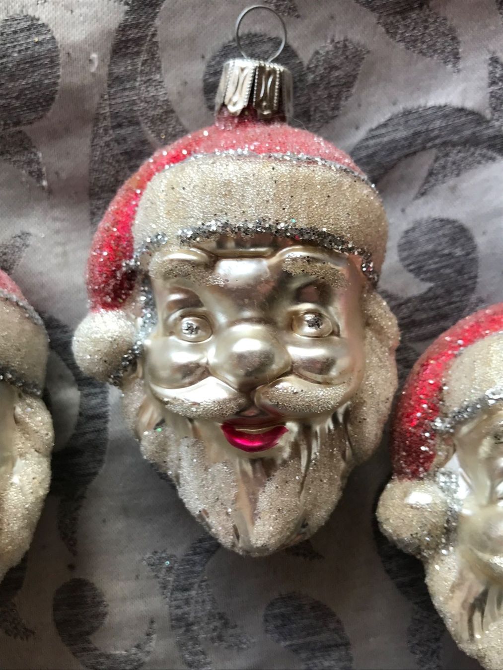 Alle Dekorationen: 3 Weihnachtsmann - Köpfe Kopf Christbaumschmuck – Neu und originalverpackt aus Alpnach Dorf von marvo 3