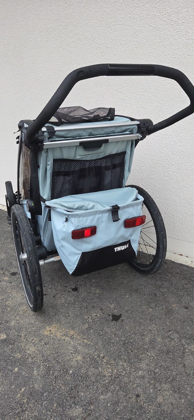 Thule Carrozzine: Thule Chariot Cross, Kinderanhänger Velo, mit JoggingKit uvm – Usato da Bargen SH venduto da Inaaaa57 4