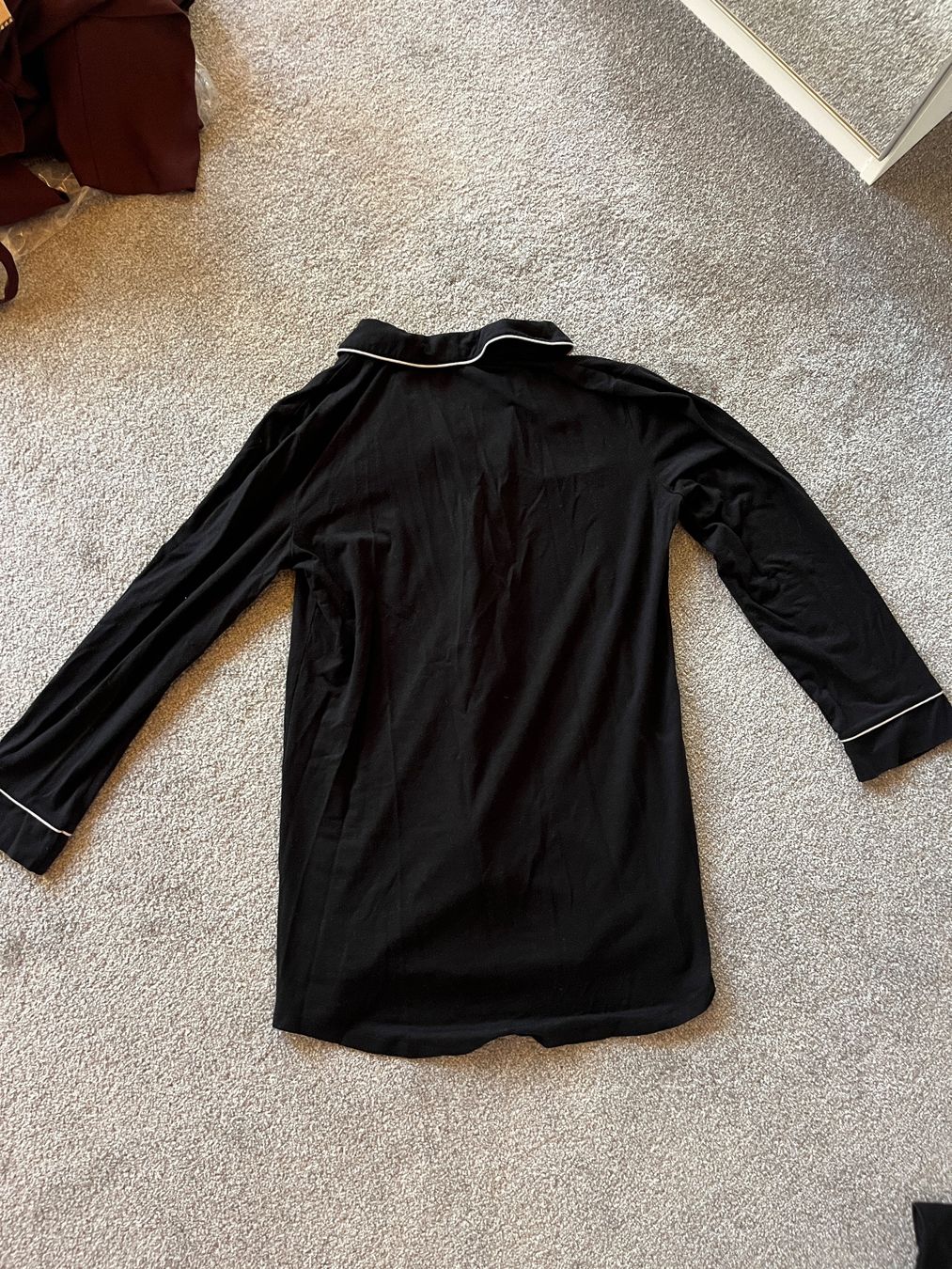 Negligees & Pigiami: Zalando Essentials Pyjama Nachthemd dunkelblau – Usato da Kriessern venduto da loolah 2