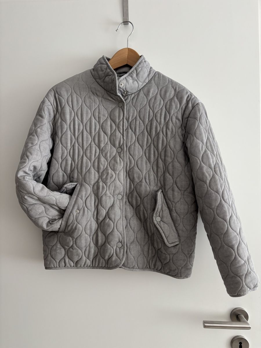 Zara Giacche & Cappotti: Zara Steppjacke, neuwertig , Grösse 156, Grau – Nuovo (secondo la descrizione) da Stettfurt venduto da rebella