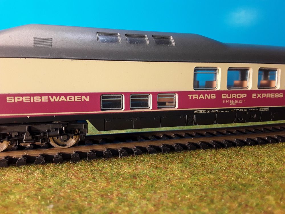 Jouef Coffret tee Trans Europ Express réf. 756 E 1/86 locomotive