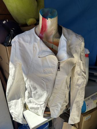 Giacca da donna VICOLO in similpelle colore bianco