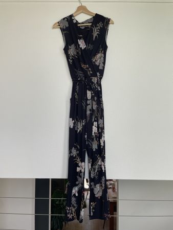 Damen Jumpsuit Wallis Grösse 38 floral geblümt gut erhalten
