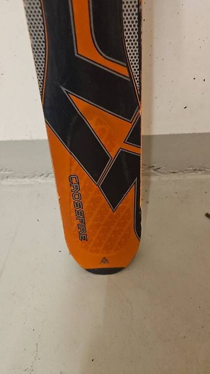 Skis: K2 Apache Crossfire Ski inkl. Bindung (nur Ski) – Gebraucht aus Ormalingen von nalanala 2