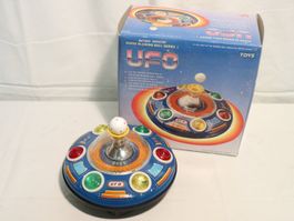 UFO Raumschiff mit schwebendem Ball Bump-N-Go