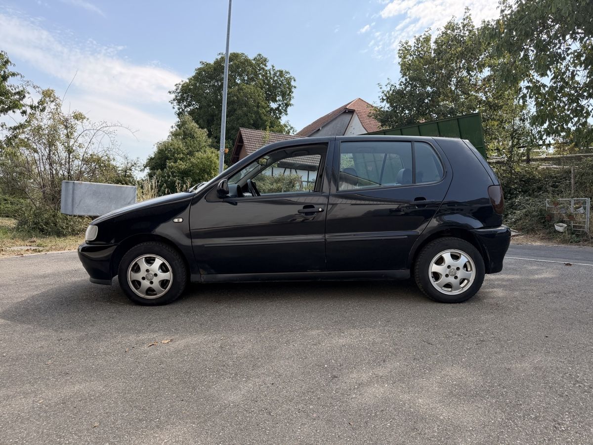 VW Autos: VW Polo 6n 1.4 16V – Defekt aus Oberuzwil von artsilvan