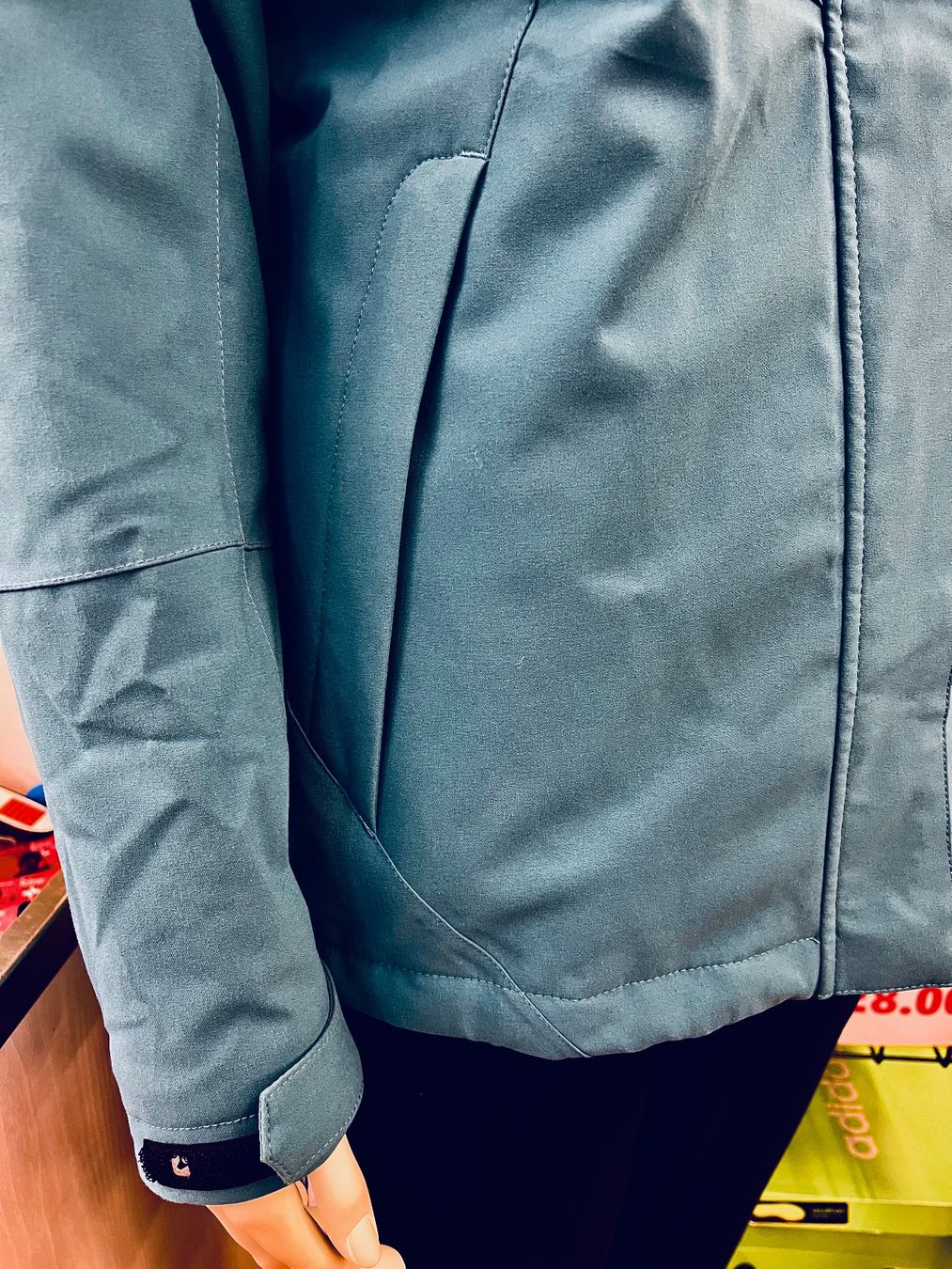 Killtec Giacche: OutdoorJacke m/Kapuze "Killtec" kuscheliges Teddyfutter Gr40 – Nuovo e nell'imballaggio originale da Adliswil venduto da vette56 5
