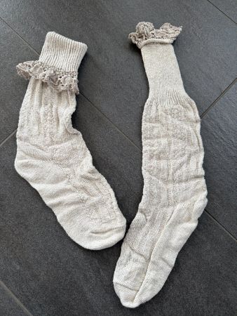 Lederhosen/Trachtenoutfits - Strick-Kniestruempfe