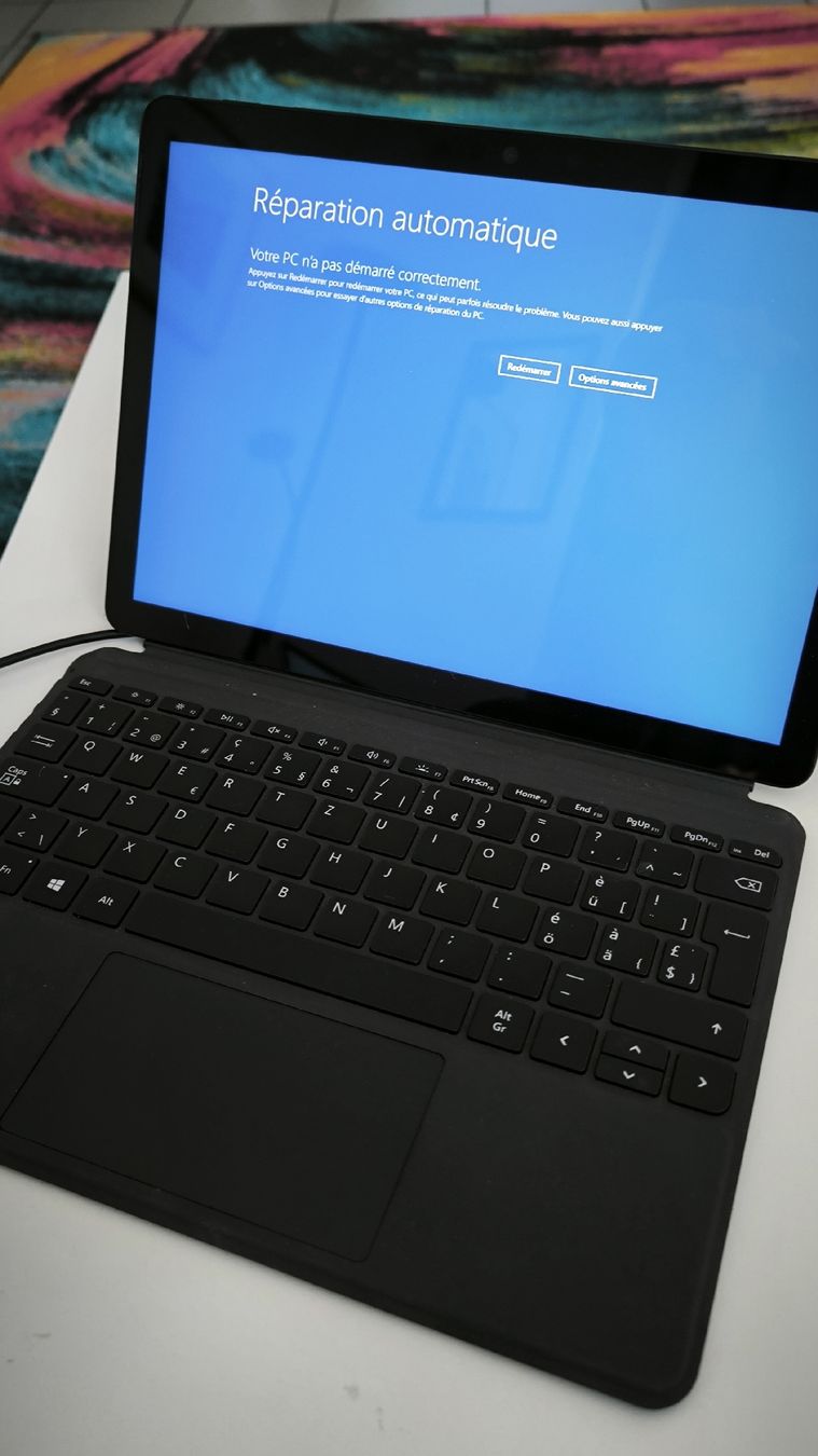 Microsoft Tablet PC: Surface Go 3 défectueuse  – Defekt aus Riaz von vanucaptures