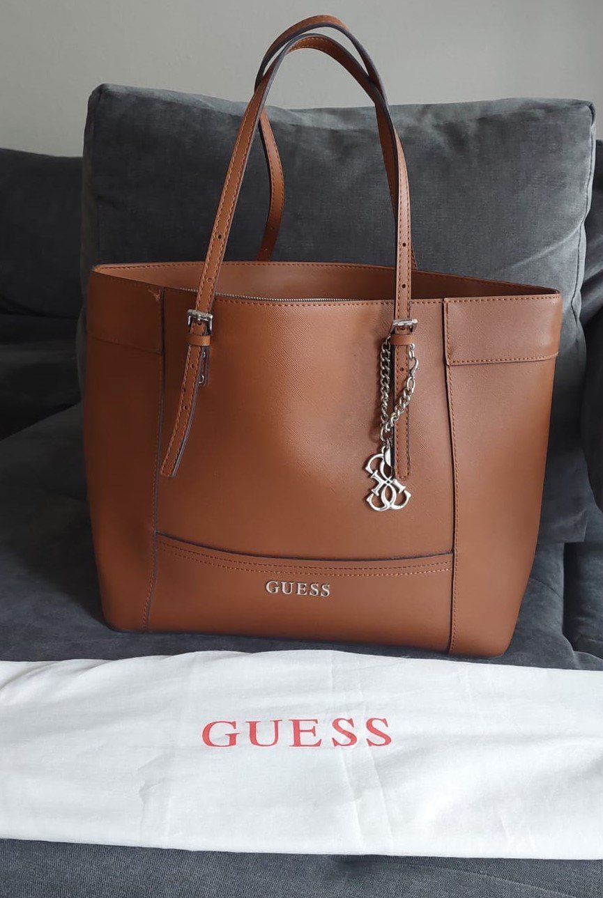 Guess Borse da donna: Guess Handtasche / Shopper braun – Nuovo (secondo la descrizione) da Winterthur venduto da jamz77d