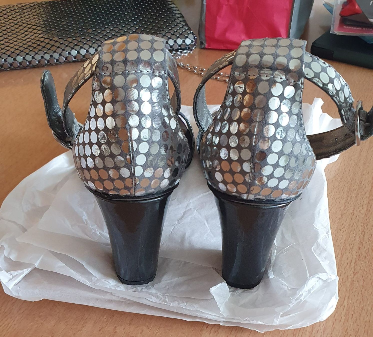 Scarpe da donna: Schuhe & Accessoires – Usato da Wittenbach venduto da vane.huerli 2