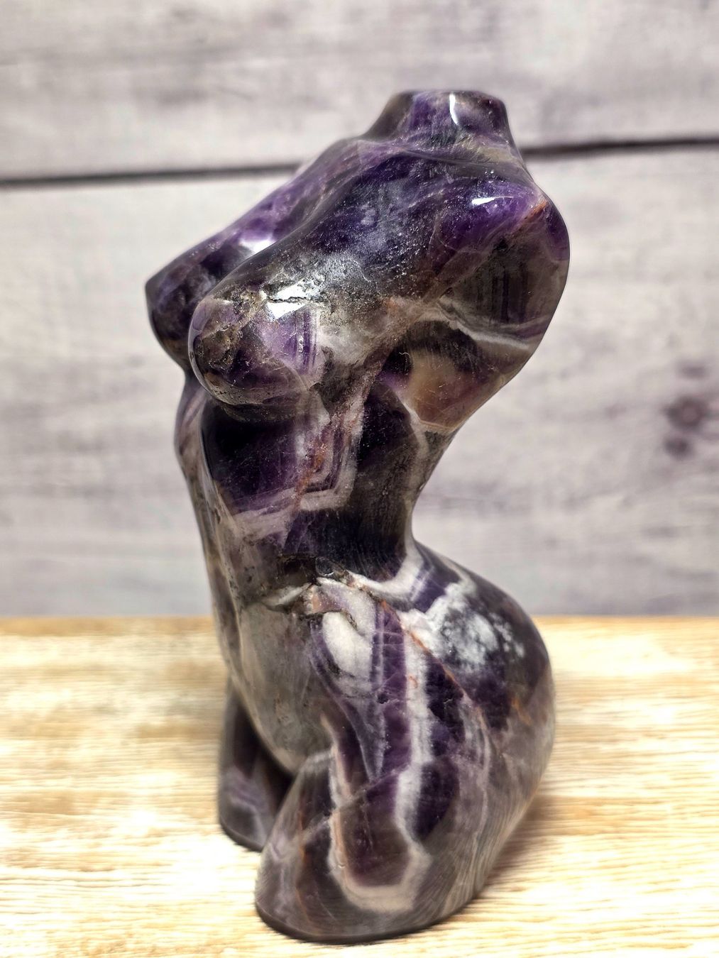 Minerali & Pietre curative: Chevron Amethyst Lady 560g – Nuovo e nell'imballaggio originale da Matzingen venduto da Shay_Crystalz 2