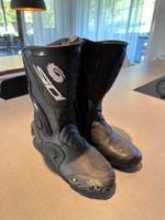Motorradstiefel