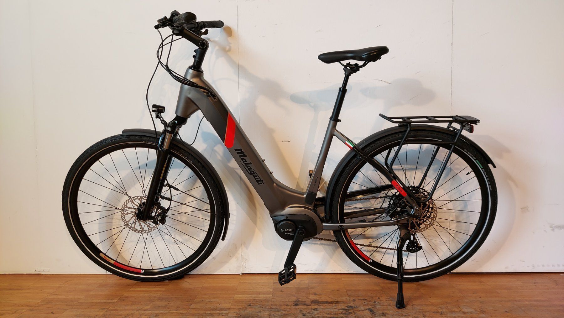 Malaguti Biciclette: Malaguti Pescarola WV 5.0 – Nuovo e nell'imballaggio originale da Tägerschen venduto da Moto-Welt 1