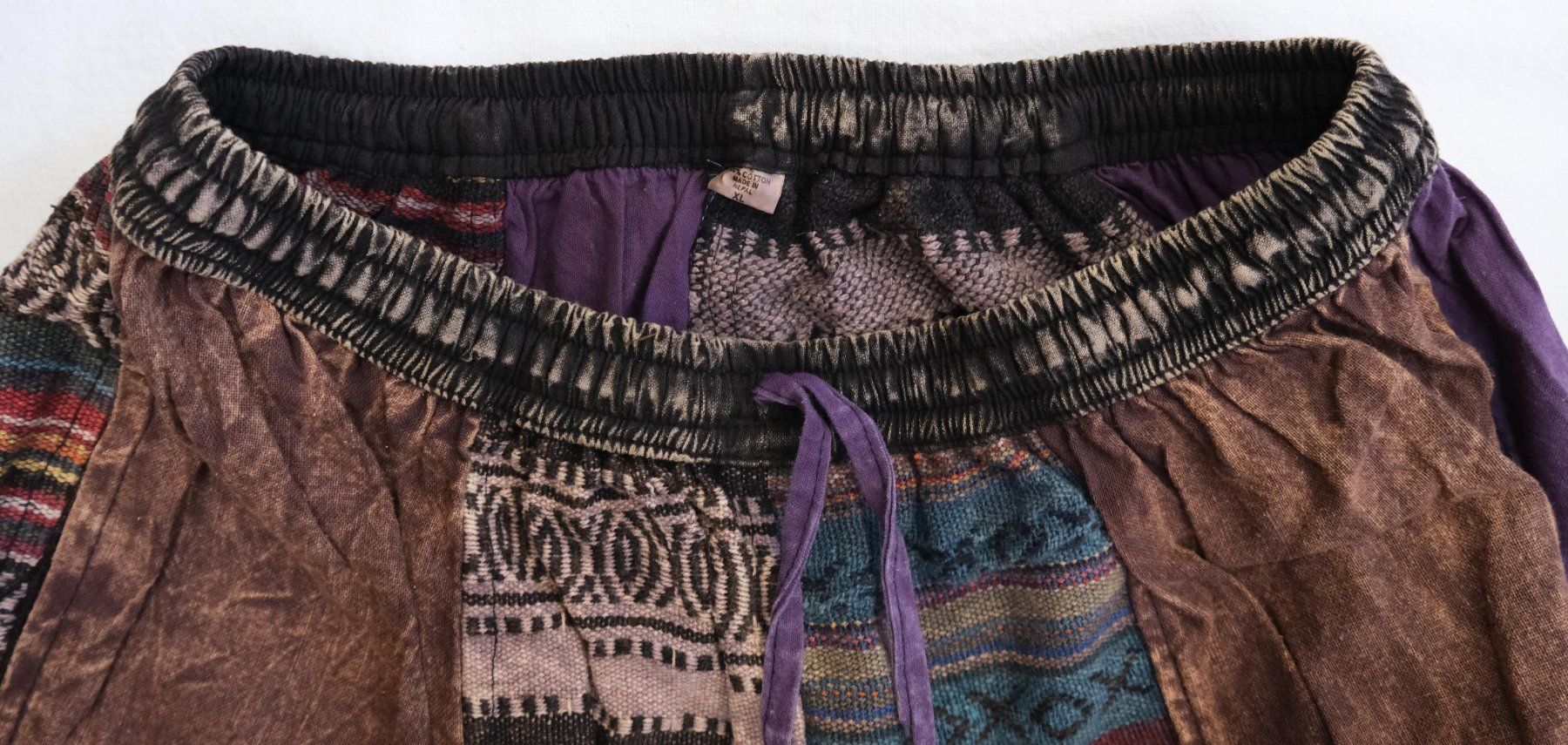 Pantaloni: Kurze Hose Shorts Bermudas Patchwork aus Baumwolle XL – Nuovo (secondo la descrizione) da Zürich venduto da Masala-Oase 2
