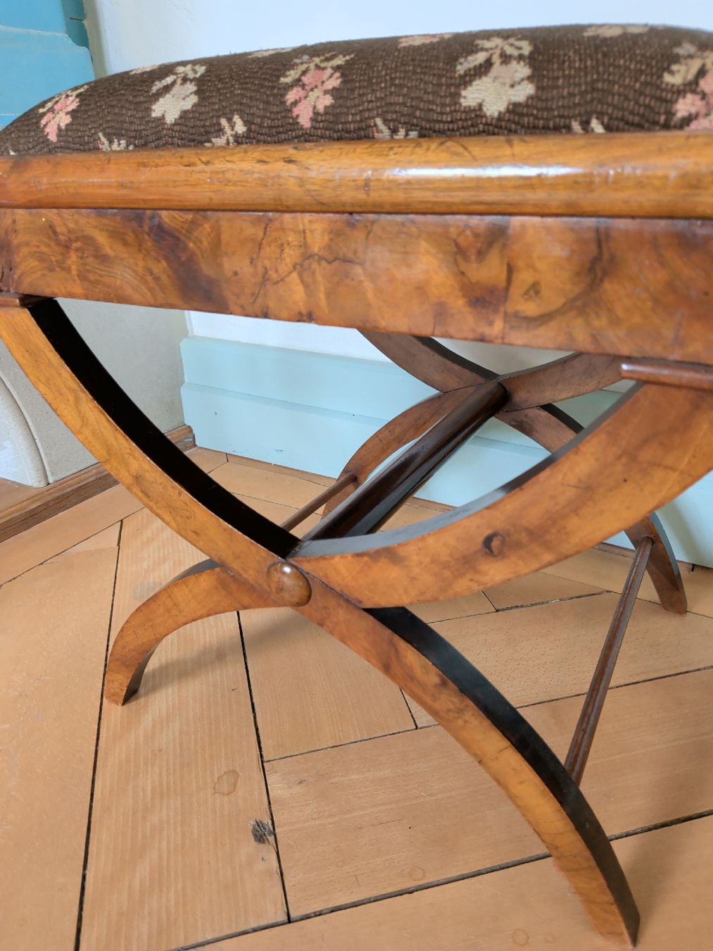 Sgabelli: Antiker Schemeli / Hocker – Usato da Dietfurt venduto da Subforce1853 3
