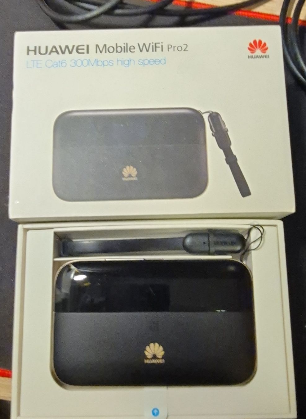 Huawei Modem & Router: Router Wi-Fi mobile Huawei nero – Usato da Montagnola venduto da Mowatt