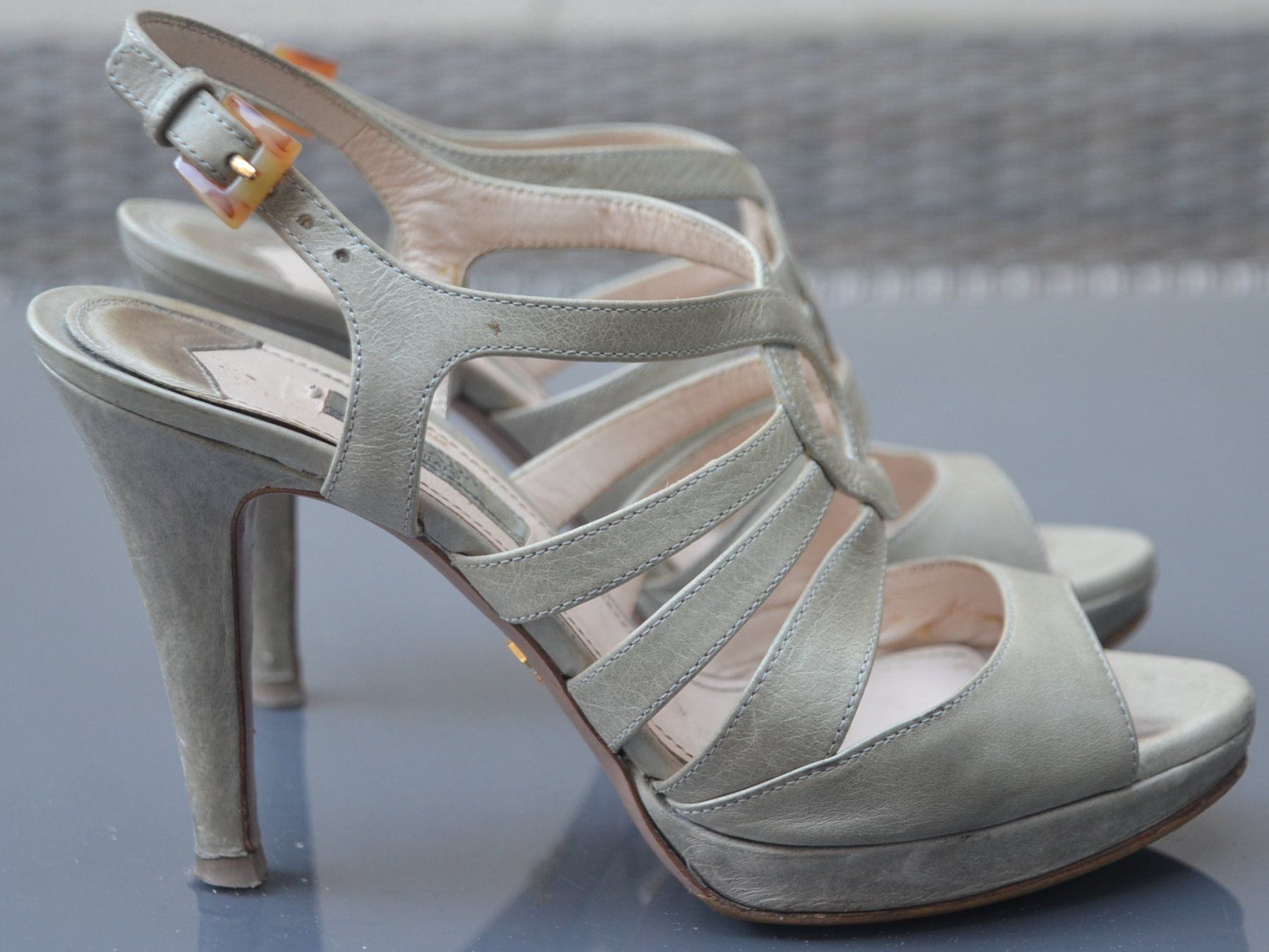 Prada Scarpe da donna: Prada Sandalen / sandales .38 – Usato da Collonges venduto da Allegree 3