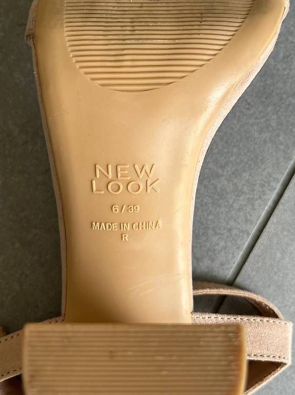 Damenschuhe: Sommer High Heel Sandalette - Gr. 39 – Gebraucht aus Zürich von K.B123 3