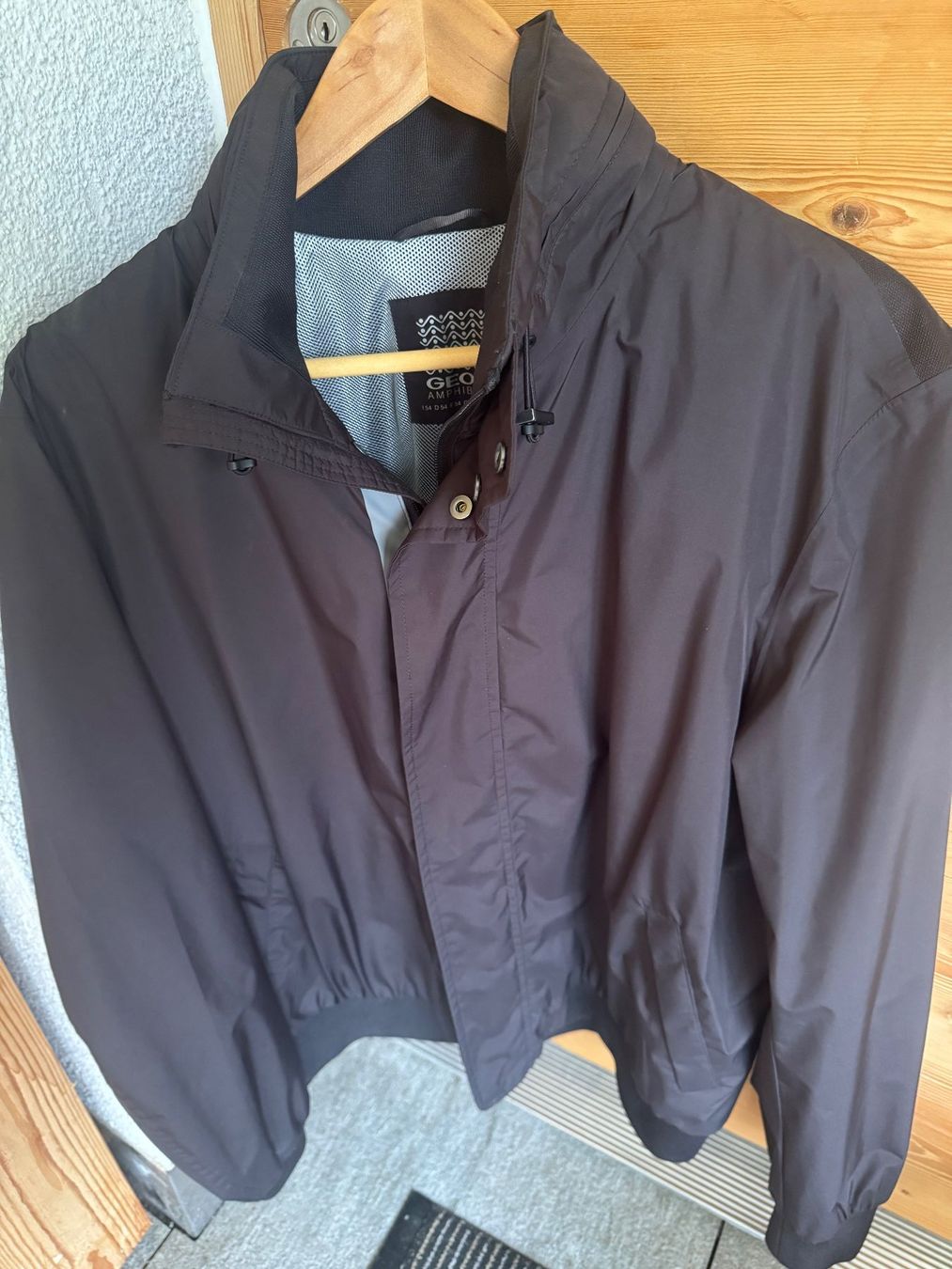 Geox Jacken: Jacke – Gebraucht aus 6315 Oberägeri von jud_mzd5 1