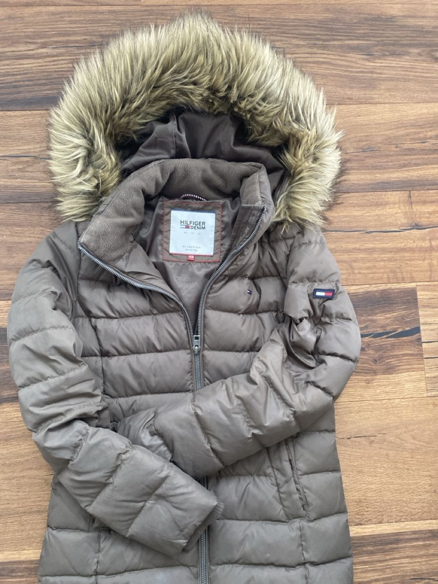 Tommy Hilfiger Giacche: Daunenjacke – Usato da Eggersriet venduto da Gio_Mag_Stucki 2