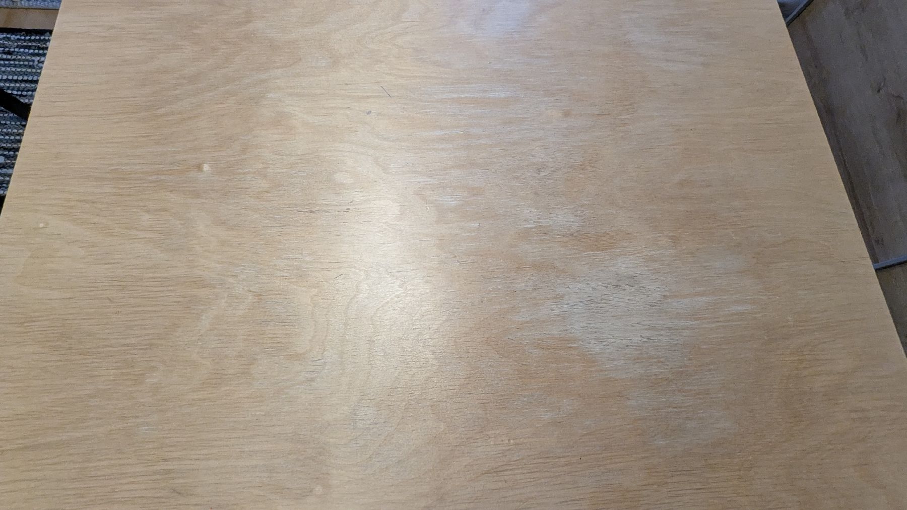 Tables: Tisch zu Verkaufen – D'occasion à Engelburg par flyagarics 1