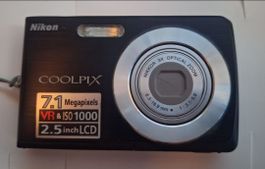 Appareil photo Nikon Coolpix 7.1 MP 3x Zoom Optique 