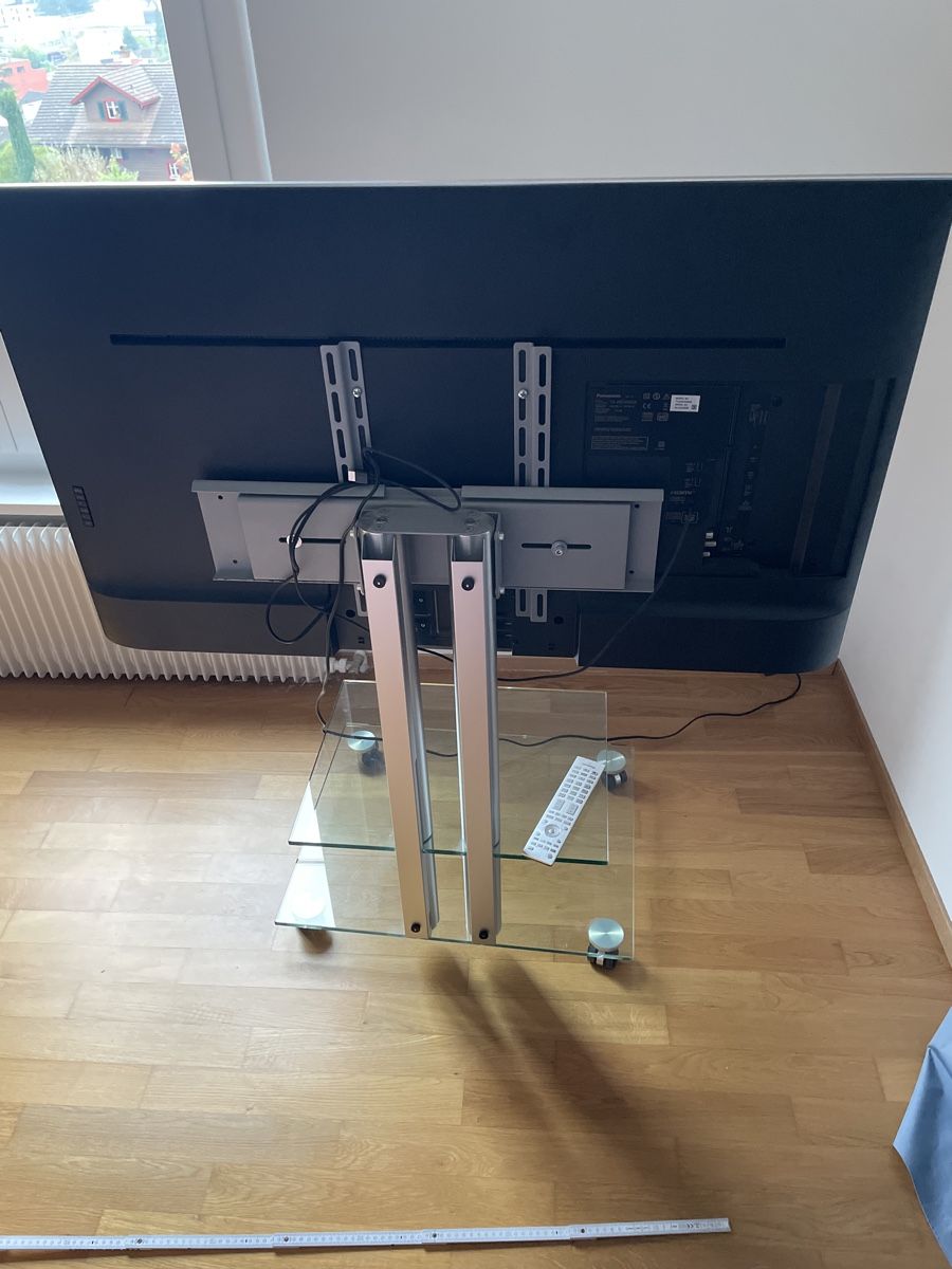Spectral Mobili TV: TV mit Spectral Möbel – Usato da Stäfa venduto da Mabaz 3