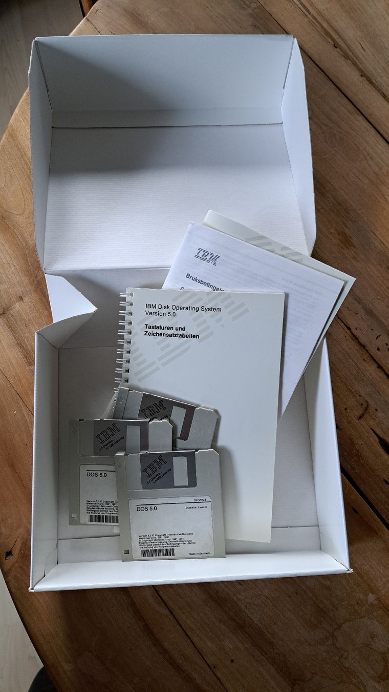 IBM Software: IBM Computer Software Microsoft DOS Version 5.0 - NEU – Neu (gemäss Beschreibung) aus Muttenz von  1