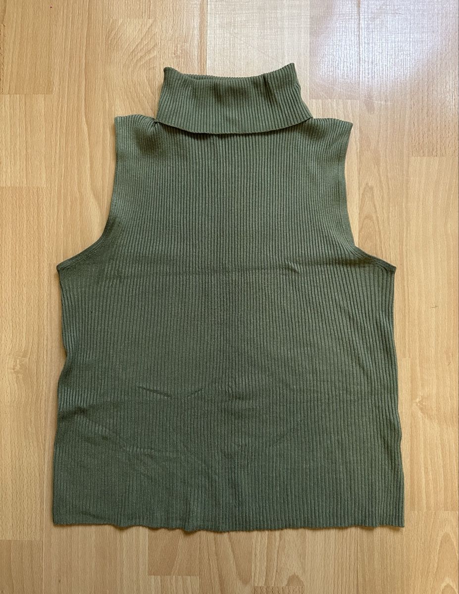 Tops: Top – Gebraucht aus Volketswil von hal_65hj 1