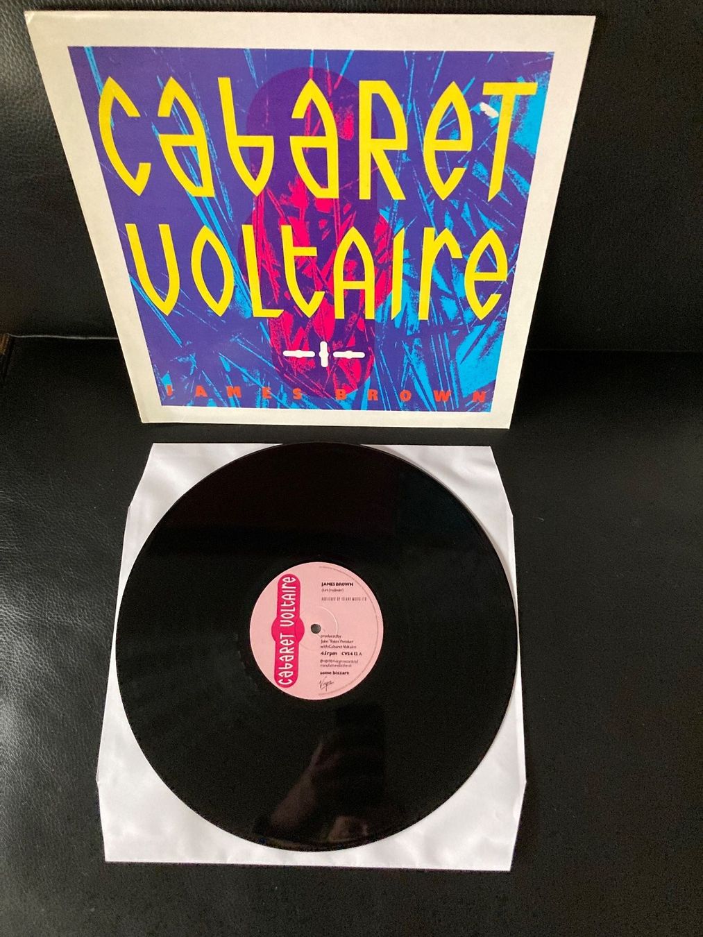 Dischi in vinile: Cabaret Voltaire - James Brown – Usato da Fribourg venduto da Karushi