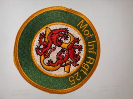 Badge Mot Inf Rgt 25. Stab