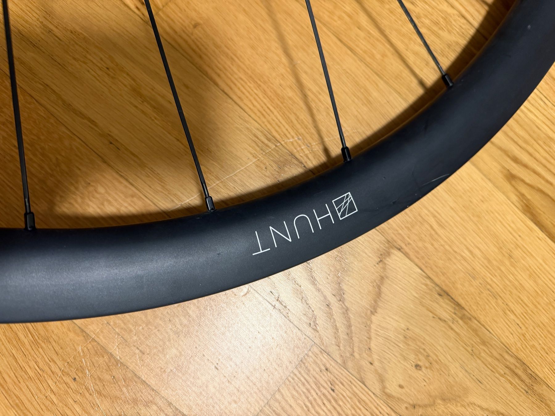 Hunt Pezzi di ricambio: HUNT 35 Carbon Aero Disc Wheelset – Usato da Zürich venduto da ben_t9nw 1