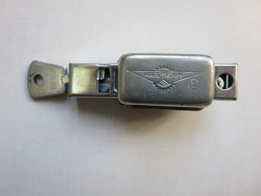 Lot De Fixation De Cadenas Hebie Trumpf – Support Et Attaches – Pour Pièces Détachées (non Fonctionnel)