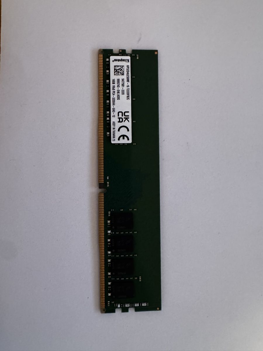 Kingston Memoria / RAM: Kingston 16GB DDR4 RAM PC4-25600 – Usato da Reinach BL venduto da leo_d9bs