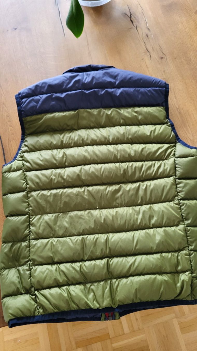 Gilet & Giacche: Gilet mit Daunen – Usato da Horw venduto da Pfderi0 1