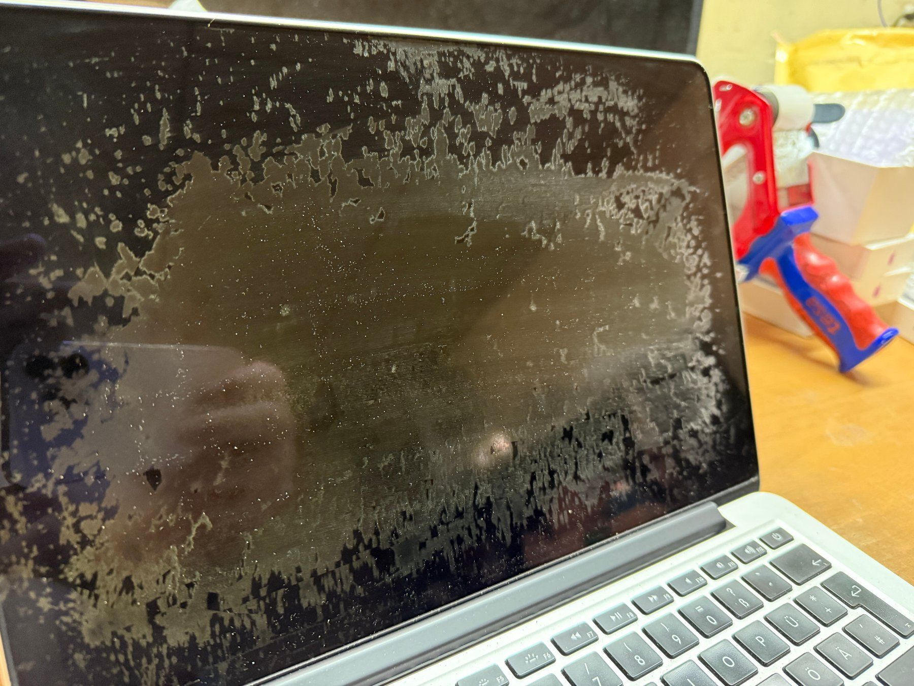 Apple Notebook: MacBook Pro Retina 13 inch Early 2015 – Usato da Au SG venduto da bah_6f5w 4