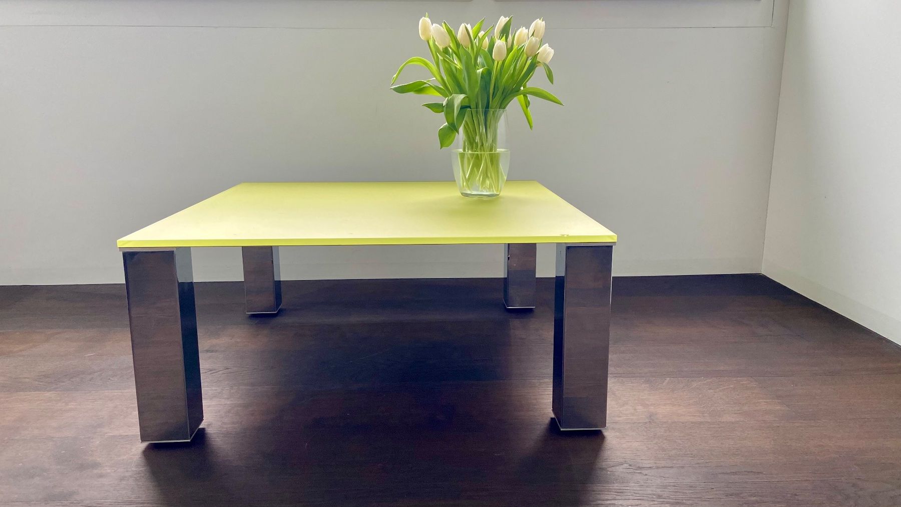 Tische: Couchtisch Chrom & Milchglas "Lemon" – Gebraucht aus Maur von Grandslam