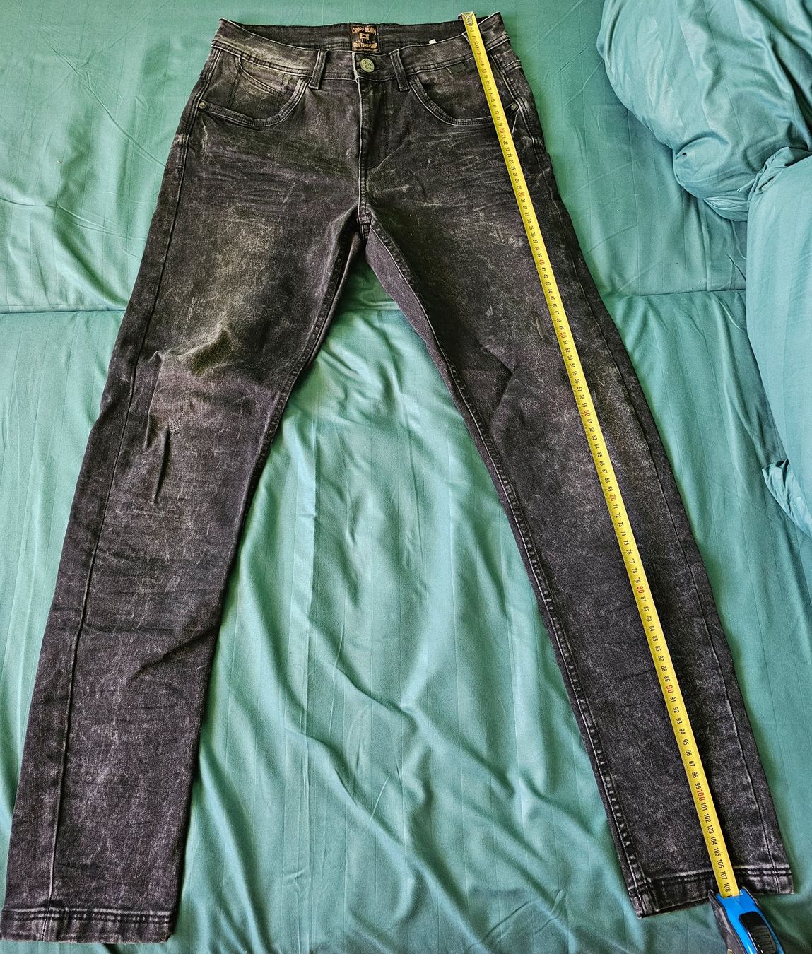 Jeans: Hose Jeans M Schwarz 1% Elastan – Usato da Visp venduto da kty_hfv5 1