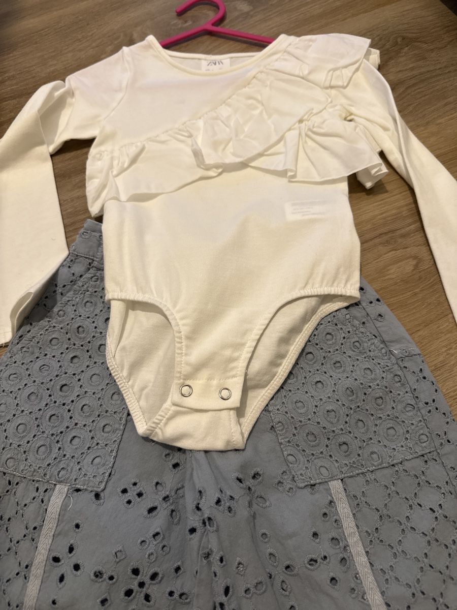 Zara Lotti & Set di vestiti: Zara Madchen 116 Swt – Nuovo (secondo la descrizione) da Adliswil venduto da Sale12 2