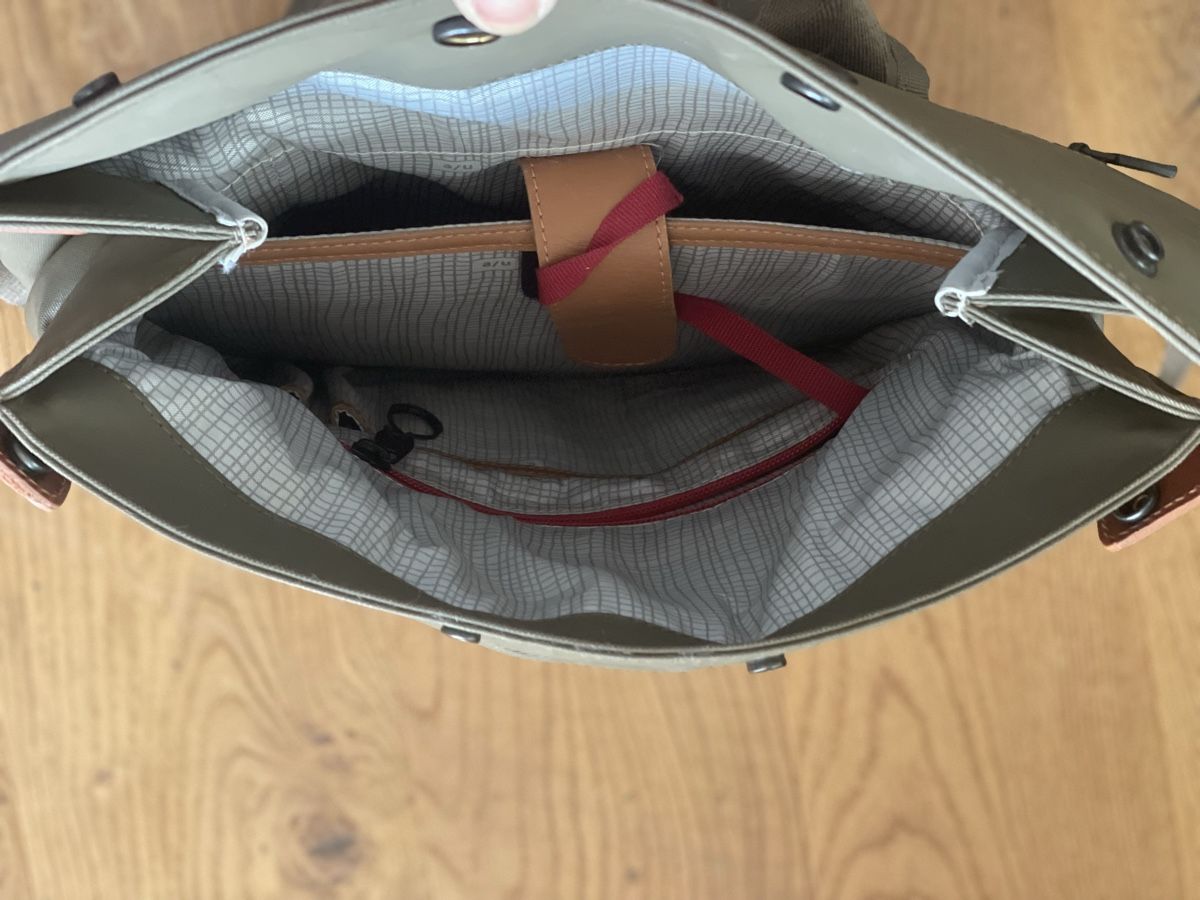 Aunts & Uncles Zaini: Aunts & Uncles Osaka Rucksack – Usato da Schaffhausen venduto da marakesch41 2